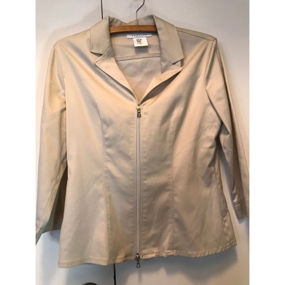 Vertigo Paris Jackets & Blazers - $280 Vertigo Paris Zipped Jacket Light Cream Size Large L fits M